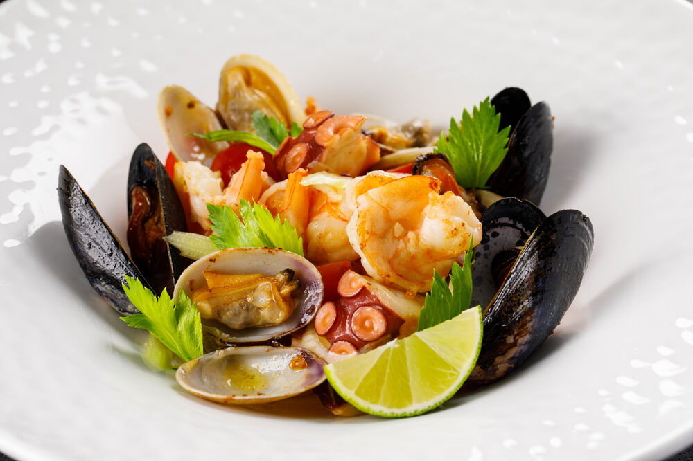 7 самых крутых рецептов с морепродуктами от шефов