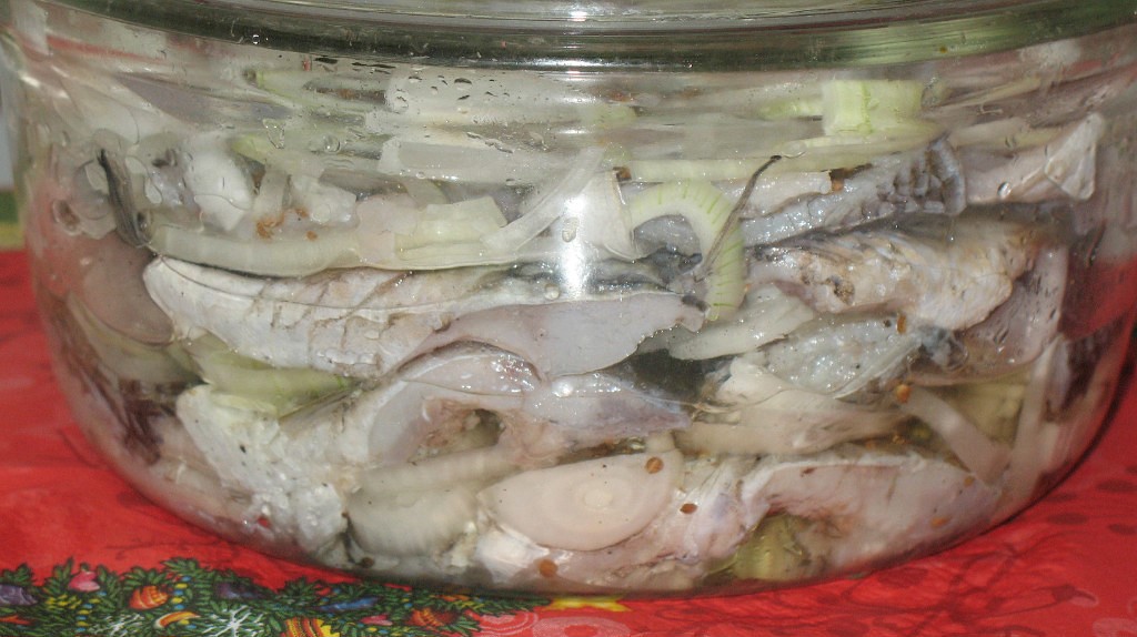 Маринование карпа в домашних условиях. маринованный карп. рецепт с пошаговыми фото. с яблочным уксусом