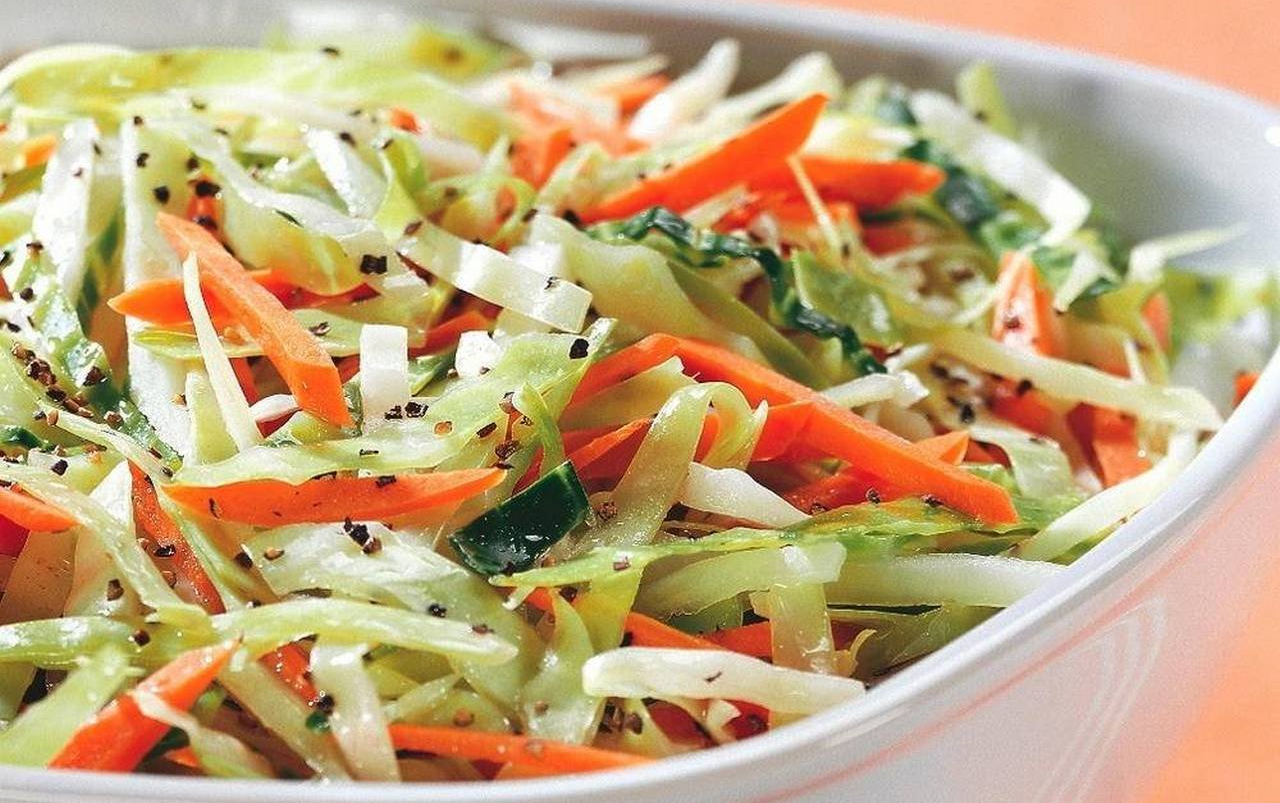 Салаты на скорую руку из простых продуктов — 10 вкусных пошаговых рецептов с фото