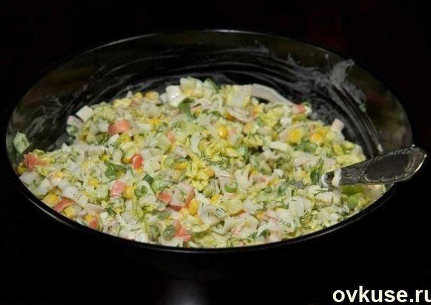 Салат с пекинской капустой и крабовыми палочками — 7 рецептов