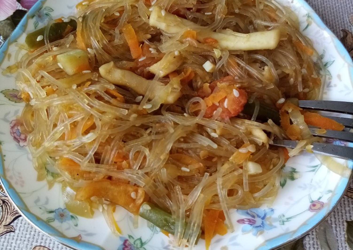Салат из фунчозы с кальмарами пошаговый рецепт с фото
