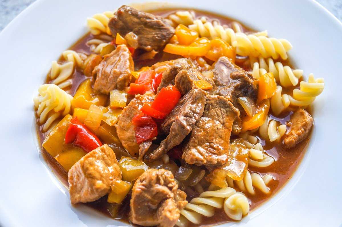Овощное рагу с картофелем, патиссонами и мясом: рецепт с пошаговым фото